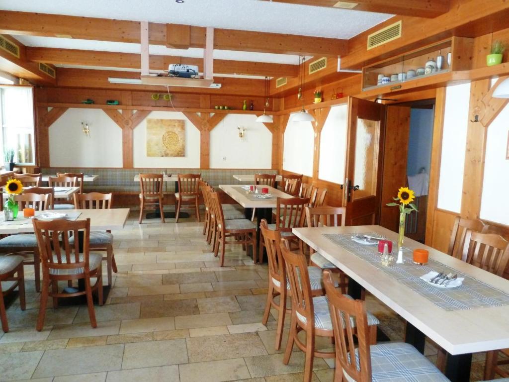 Mörnsheim 布伦侬旅馆酒店 外观 照片